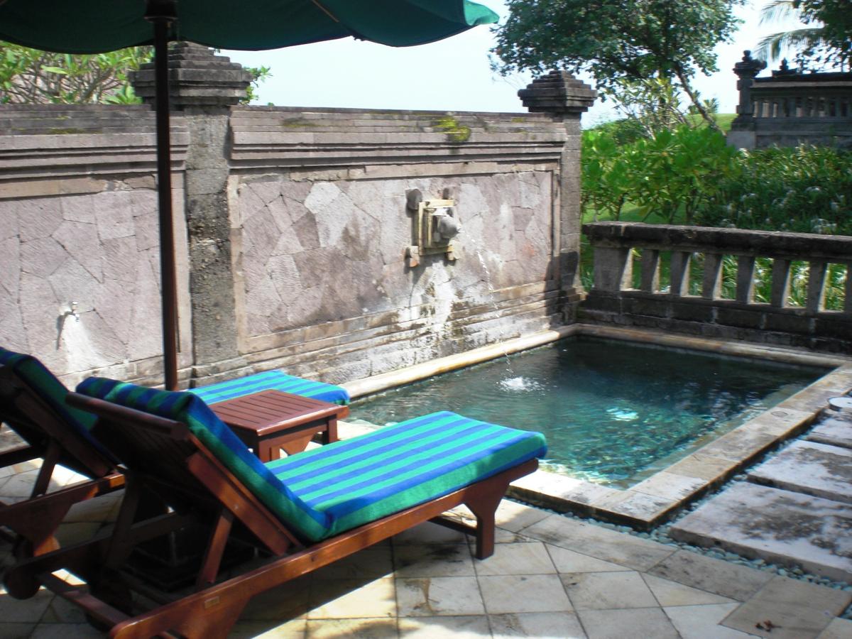 Bali resort villa pool