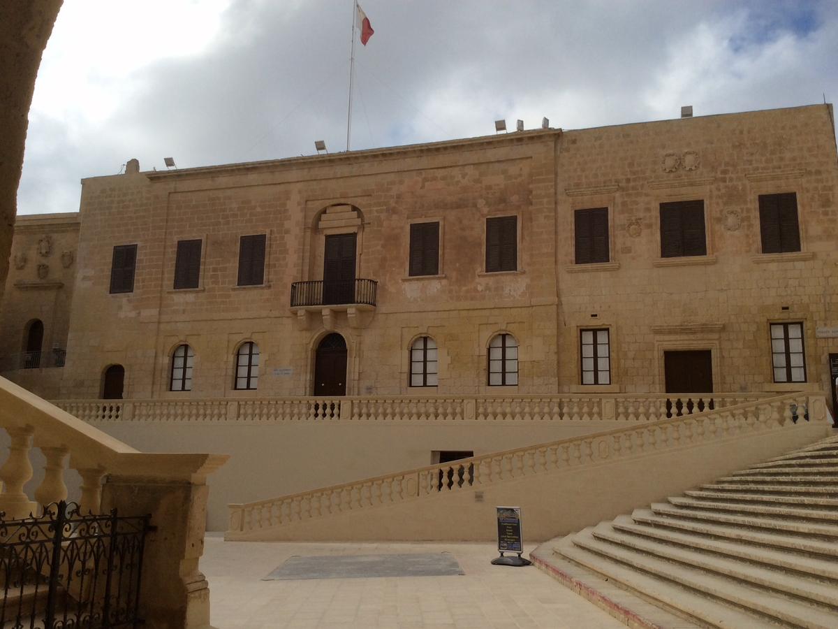 Gozo boutique hotel courtyard